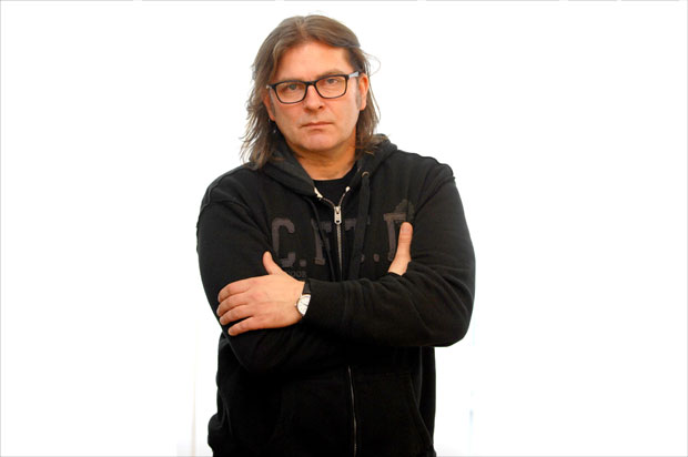 Летња сцена чека Чутуру